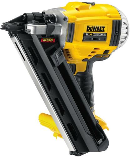 DeWALT draadloze spijkermachine met twee snelheden (zonder batterij) DCN692N